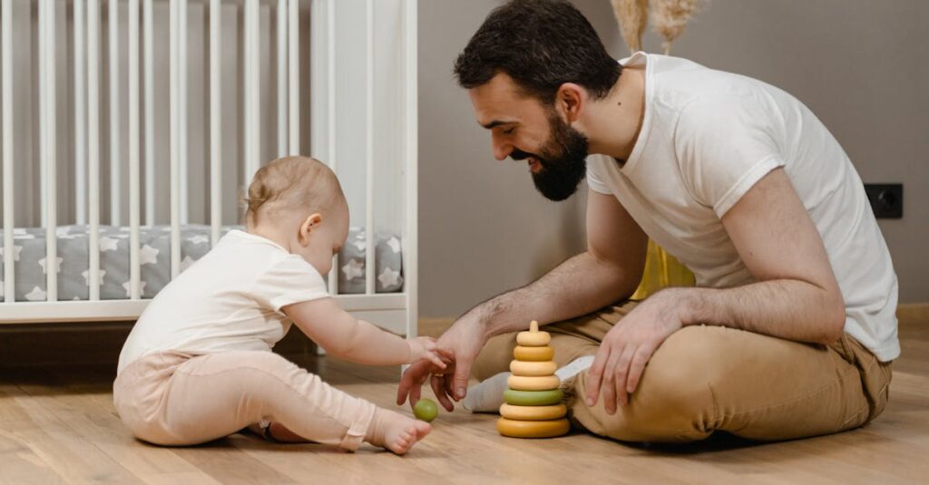 découvrez la magie des sourires de bébé ! des moments précieux capturés en images pour célébrer la joie et l'innocence de nos tout-petits. un voyage attendrissant à travers leurs éclats de rire et leurs sourires joueurs.