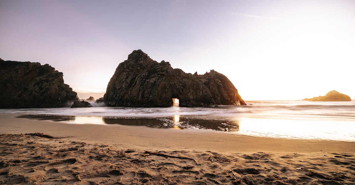 découvrez les plus belles plages du monde : sable fin, eaux turquoise et paysages époustouflants. profitez de moments de détente et d'aventures balnéaires inoubliables.