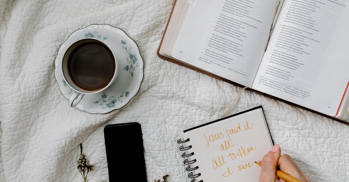 découvrez les noms bibliques, leur signification et leur impact à travers l'histoire. explorez l'origine de ces prénoms chargés de culture et de spiritualité, et trouvez l'inspiration pour votre prochain choix de nom.