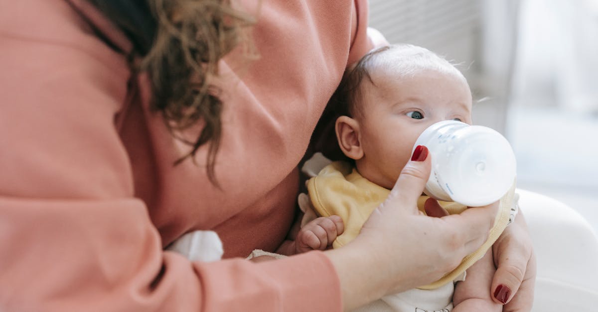 découvrez les bienfaits de l'allaitement maternel pour vous et votre bébé. apprenez des conseils pratiques, les techniques d'allaitement et des informations essentielles pour vivre cette expérience unique en toute sérénité.