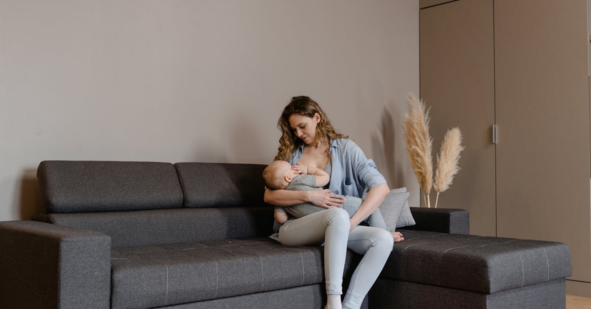 découvrez les bienfaits de l'allaitement pour votre bébé et pour vous. apprenez des conseils pratiques, des techniques d'allaitement, et les réponses à vos questions pour vivre une expérience d'allaitement sereine et épanouissante.