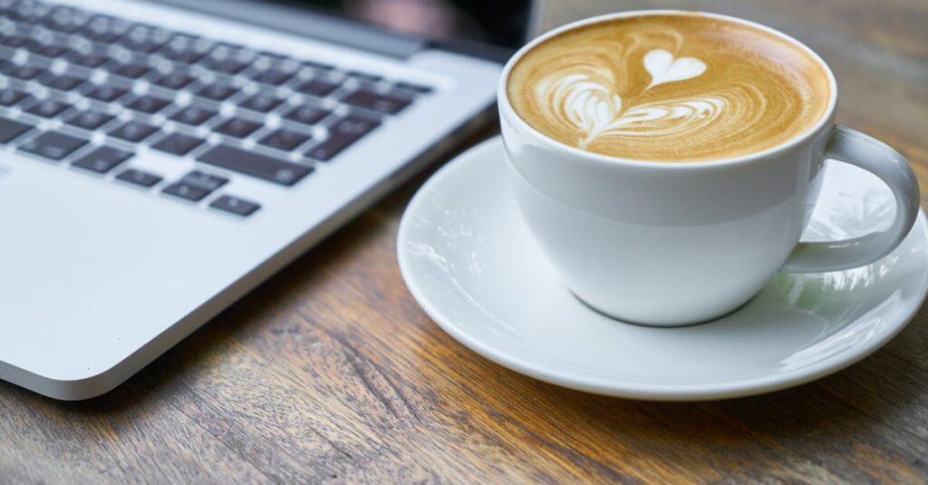 découvrez tout sur la caféine : ses effets, ses bienfaits, et les meilleures façons de la consommer pour booster votre énergie au quotidien.