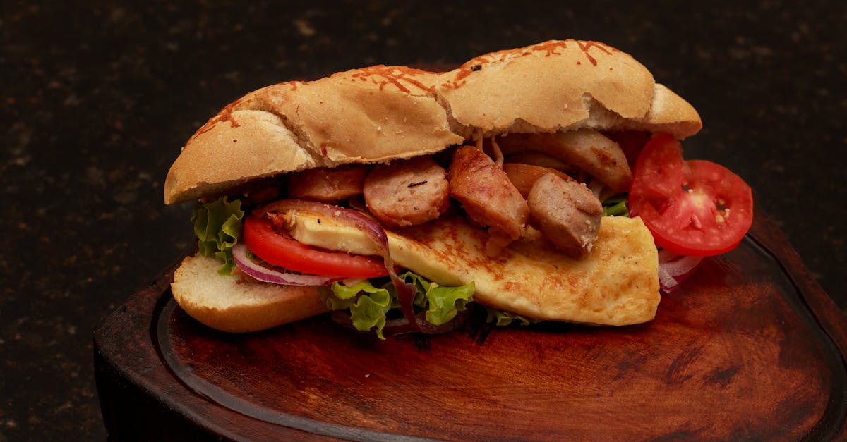 découvrez nos délicieuses recettes de sandwichs au fromage, parfaites pour un déjeuner rapide ou un snack savoureux. du classique au créatif, apprenez à préparer des sandwichs au fromage fondant qui raviront vos papilles!