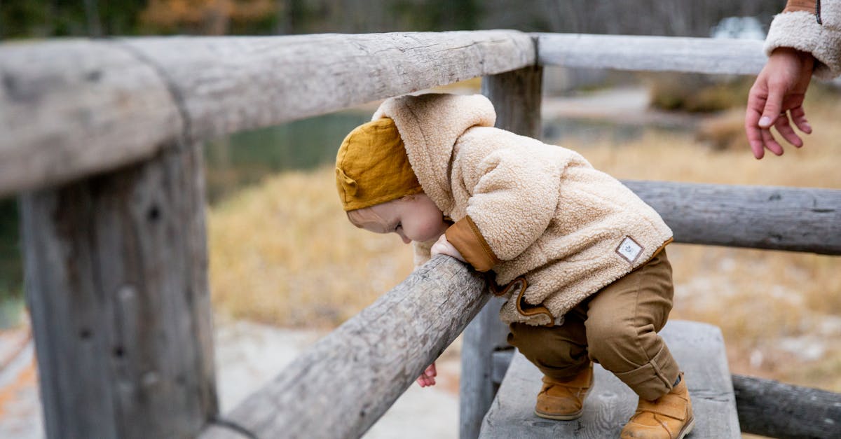 découvrez des conseils pratiques et des stratégies efficaces pour comprendre et améliorer le comportement des enfants. apprenez à gérer les défis du quotidien et à favoriser un environnement positif et épanouissant.