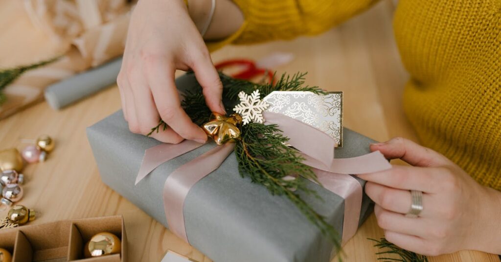 découvrez des idées créatives pour vos projets de bricolage de noël ! transformez votre maison en un véritable havre festif avec nos astuces diy faciles et accessibles. créez des décorations originales et personnalisez vos cadeaux pour un noël inoubliable.