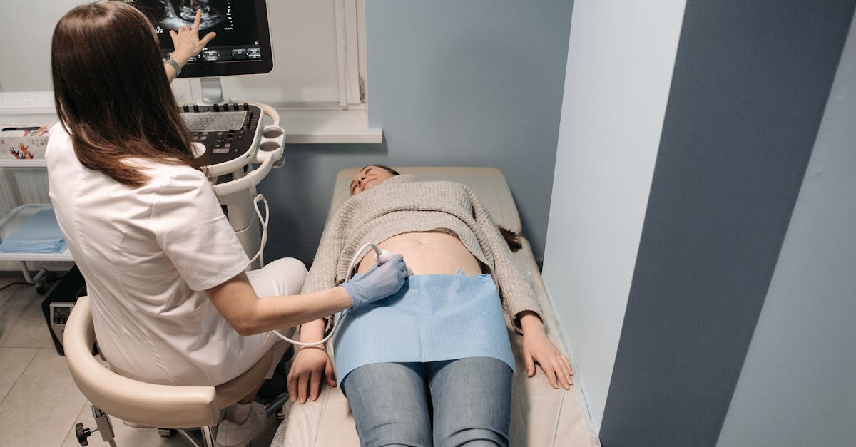 découvrez les nombreux avantages des échographies : des diagnostics précis, une surveillance efficace de la grossesse, une évaluation de la santé des organes internes et bien plus encore. apprenez comment cet outil médical essentiel peut améliorer votre santé.