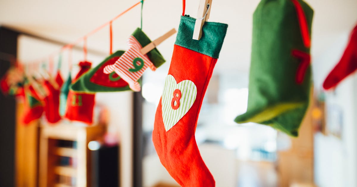 découvrez des idées créatives et inspirantes pour réaliser vos propres calendriers de l'avent diy. transformez chaque jour de décembre en une surprise magique avec des projets faciles à suivre et des astuces pratiques pour toute la famille.