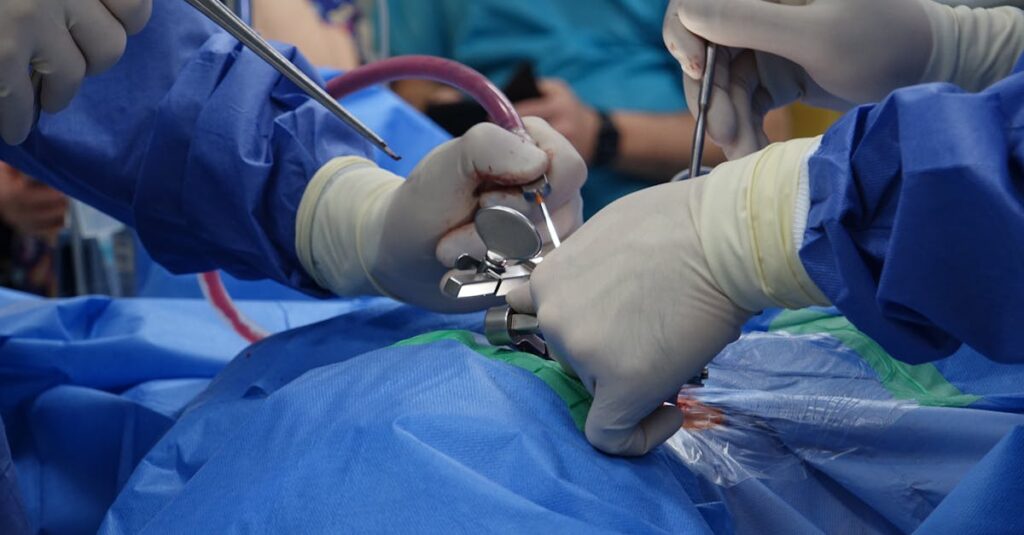 découvrez tout ce qu'il faut savoir sur l'épidurale : son fonctionnement, ses avantages, et les effets secondaires potentiels. informez-vous sur cette technique de soulagement de la douleur lors de l'accouchement et faites des choix éclairés pour votre expérience.