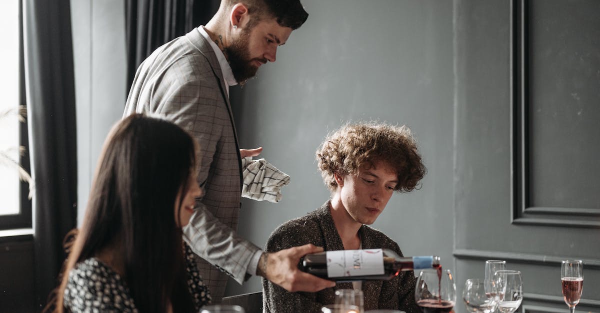 découvrez l'univers des étiquettes : tout ce qu'il faut savoir sur leur utilisation, leurs types, ainsi que des conseils pour créer des étiquettes personnalisées qui se démarquent.