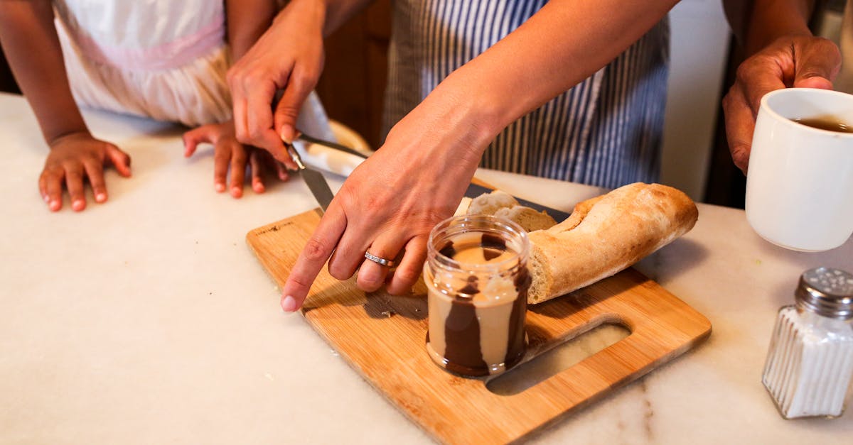 découvrez le plaisir d'un brunch en famille avec des recettes savoureuses, des conseils d'organisation et des idées d'activités pour créer des souvenirs inoubliables autour d'une table conviviale.