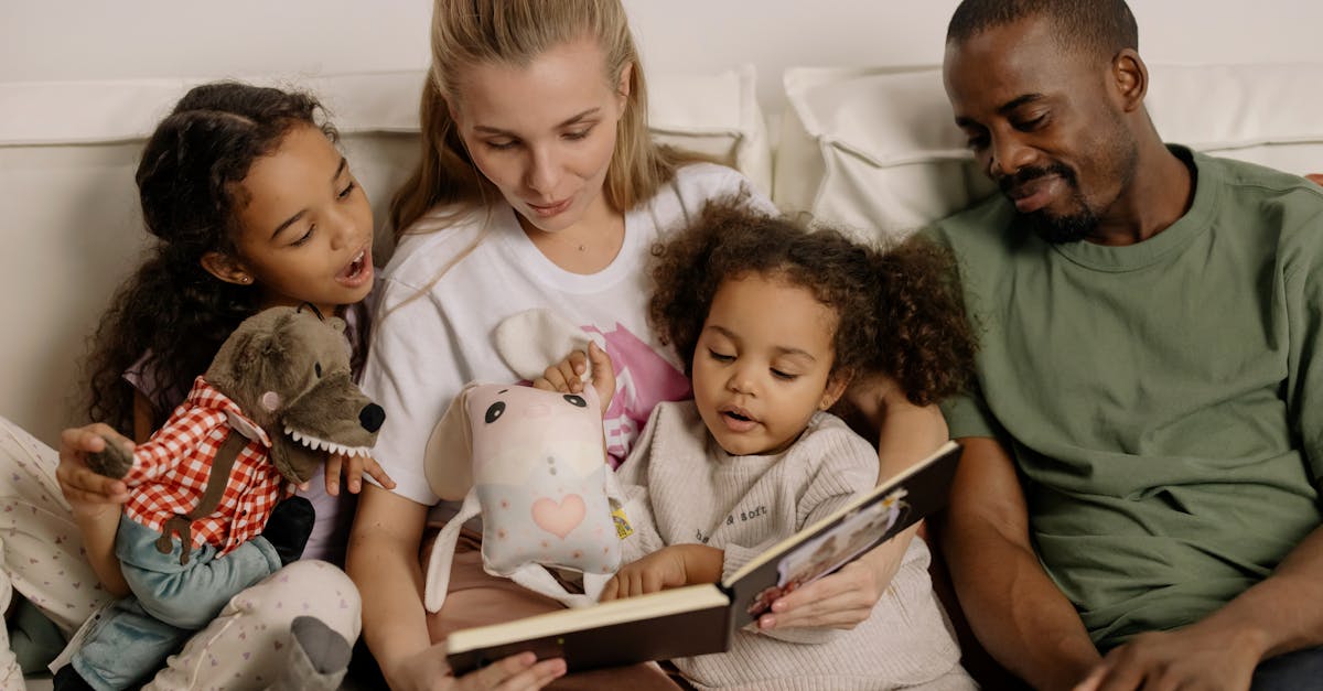 découvrez les joies et les défis de la paternité avec notre guide complet sur le rôle de père. explorez des conseils pratiques, des témoignages inspirants et des ressources pour naviguer dans l'aventure de l'éducation des enfants.