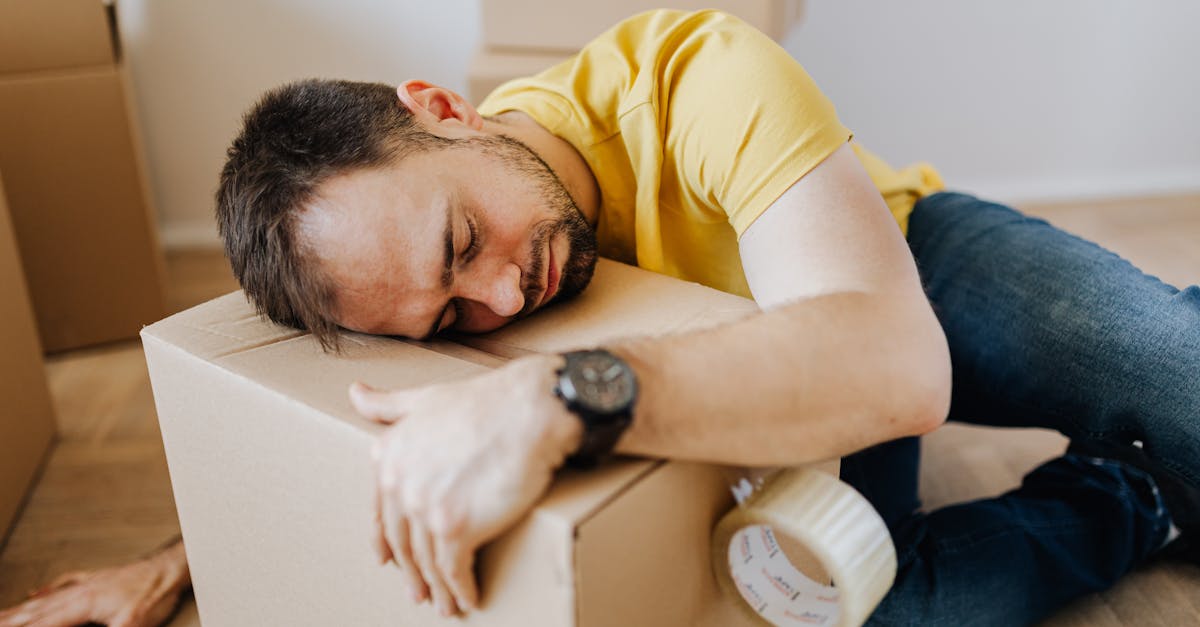 découvrez les causes, symptômes et solutions pour combattre la fatigue au quotidien. obtenez des conseils pratiques pour retrouver votre énergie et améliorer votre bien-être.