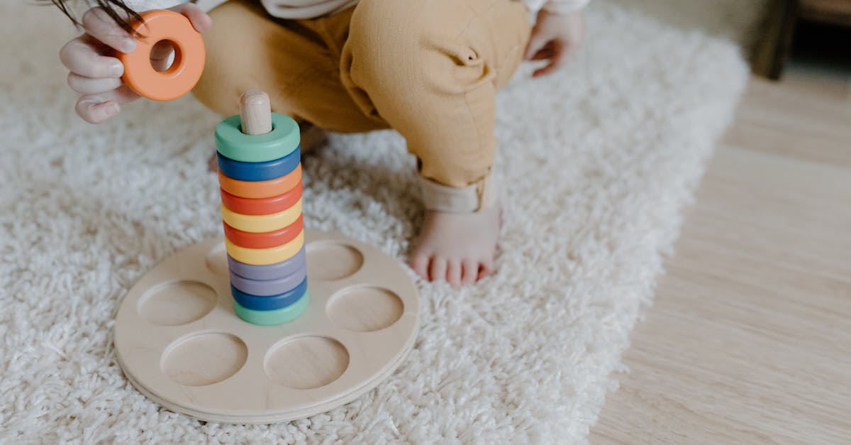 découvrez l'importance des compétences motrices fines et comment elles influencent le développement des enfants. apprenez des exercices pratiques et des activités ludiques pour stimuler la coordination main-œil et favoriser l'autonomie.
