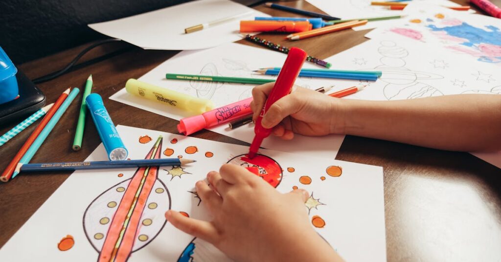 découvrez l'importance des compétences motrices fines pour le développement de l'enfant. apprenez comment ces habiletés influencent la coordination, la concentration et la créativité dans les activités quotidiennes.