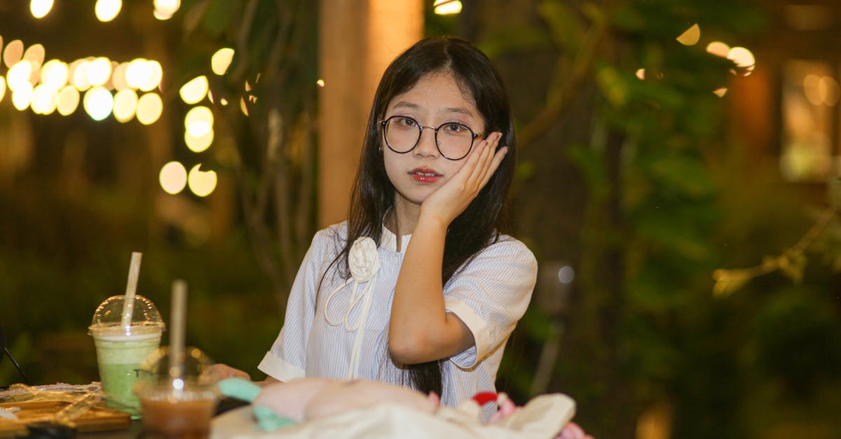 découvrez notre sélection des plus beaux prénoms de filles. que vous cherchiez des noms classiques, modernes ou originaux, trouvez l'inspiration pour choisir le prénom parfait pour votre petite princesse.
