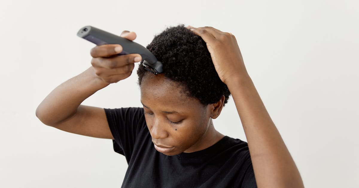 découvrez notre guide complet sur les soins capillaires, incluant des conseils d'experts, des astuces pour des cheveux sains et brillants, ainsi que les meilleurs produits adaptés à tous les types de cheveux.