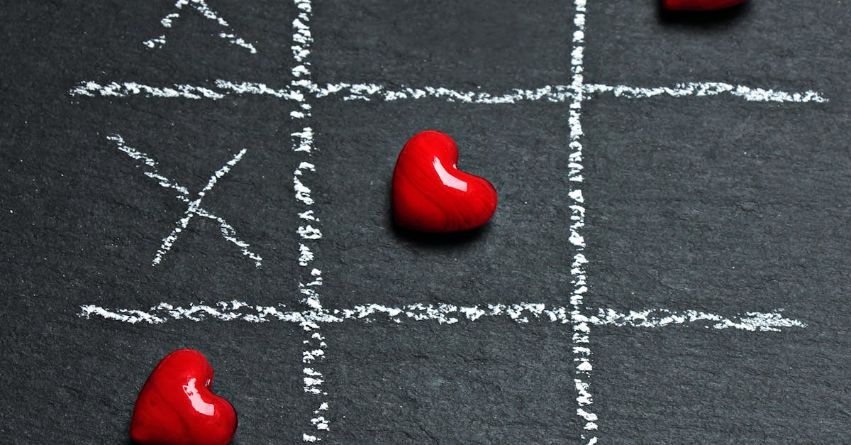 découvrez les signes avant-coureurs d'une crise cardiaque. apprenez à reconnaître les symptômes clé qui pourraient sauver des vies et comprendre quand il est crucial de consulter un professionnel de santé.