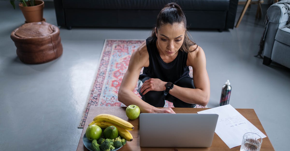 découvrez les meilleures applications d'entraînement à domicile pour rester en forme et actif sans quitter votre maison. que vous soyez débutant ou athlète confirmé, trouvez des séances d'entraînement adaptées à vos besoins et à votre emploi du temps.