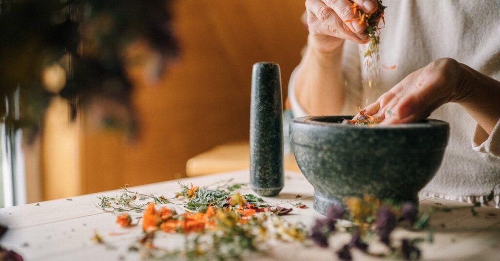 découvrez l'homéopathie, une approche douce et naturelle pour traiter divers maux et améliorer votre bien-être. explorez ses principes, ses remèdes et les bénéfices qu'elle peut apporter à votre santé au quotidien.