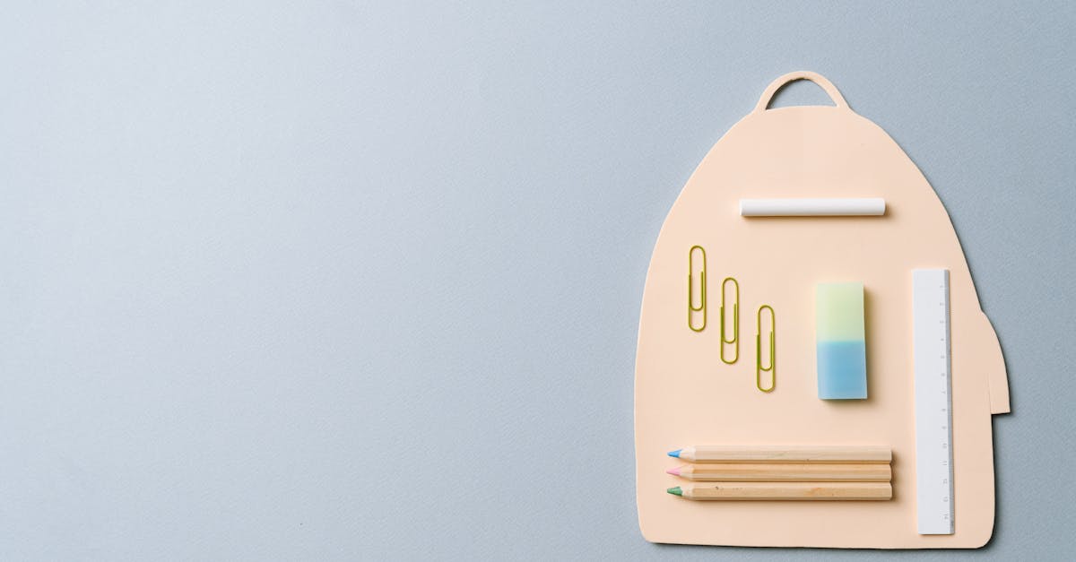 préparez votre sac d'hôpital en toute sérénité avec notre guide complet. découvrez les essentiels à emporter pour vous et votre bébé, afin d'être prêt pour ce moment si spécial. ne laissez rien au hasard et assurez-vous d'avoir tout le nécessaire pour un séjour confortable à la maternité.