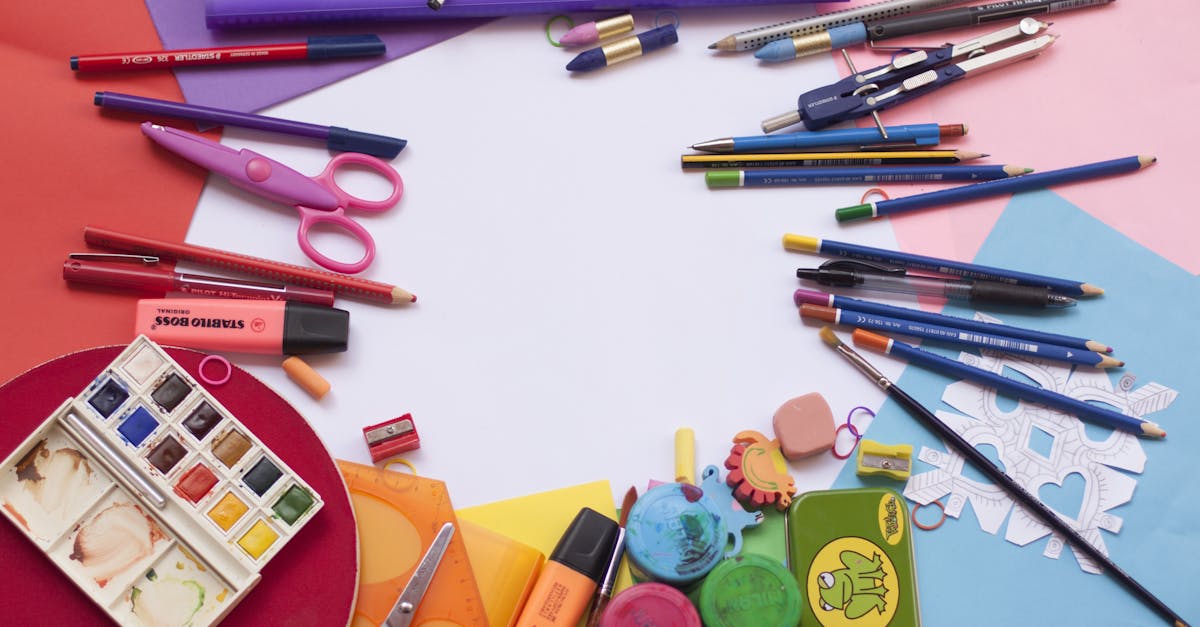découvrez un univers d'apprentissage amusant et stimulant pour les petits avec notre programme de jardin d'enfants. offrez à votre enfant une expérience enrichissante qui favorise son développement social, émotionnel et intellectuel dans un environnement chaleureux et sécurisant.