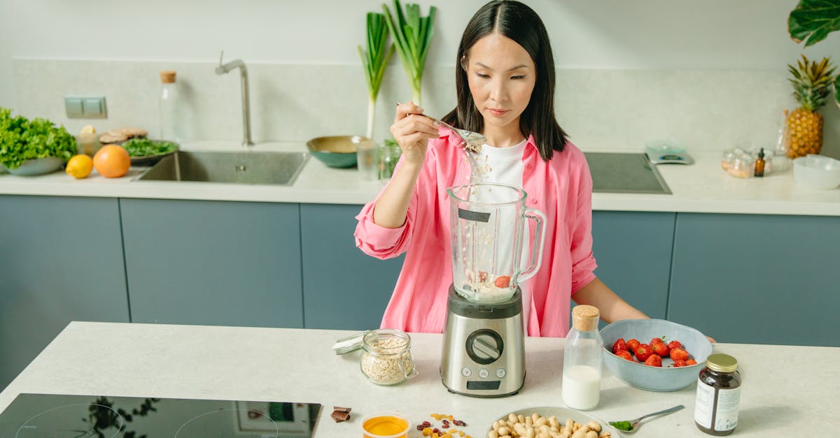 découvrez tout ce que vous devez savoir sur l'intolérance au lactose : causes, symptômes, solutions et conseils pour gérer cette condition. apprenez à adapter votre alimentation tout en préservant votre plaisir de manger.