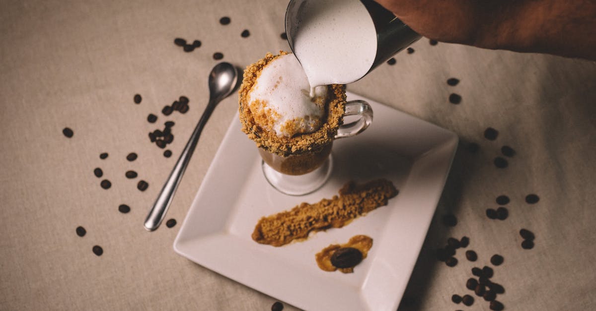 découvrez tout sur l'intolérance au lactose : symptômes, causes, astuces pour gérer votre alimentation et conseils pratiques pour vivre sereinement sans lactose.