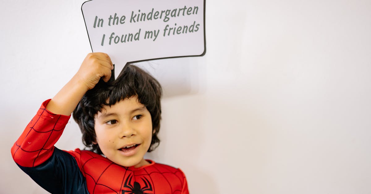 découvrez les étapes clés du développement du langage chez l'enfant, les influences socioculturelles et les stratégies pour favoriser une communication efficace. apprenez comment soutenir l'acquisition de la langue et les compétences linguistiques tout au long de la croissance.