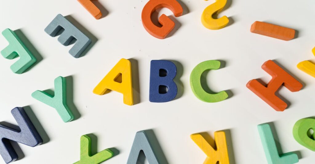 découvrez le développement du langage, un processus fascinant qui englobe l'apprentissage des mots, la compréhension des structures grammaticales et l'acquisition de compétences communicatives. explorez les étapes clés et les facteurs influençant cette évolution essentielle dans la vie d'un enfant.
