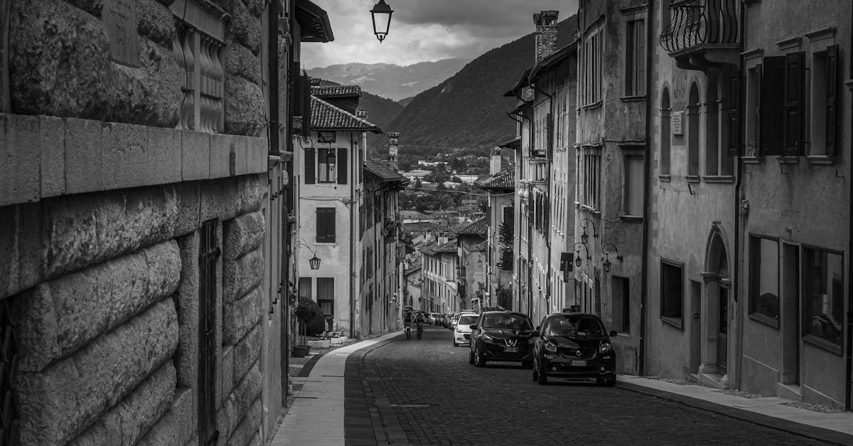 découvrez notre sélection de lanternes élégantes et fonctionnelles, parfaites pour illuminer vos soirées en plein air ou apporter une touche chaleureuse à votre intérieur. que ce soit pour des ambiances festives ou des moments de détente, nos lanternes s'adaptent à tous vos besoins.