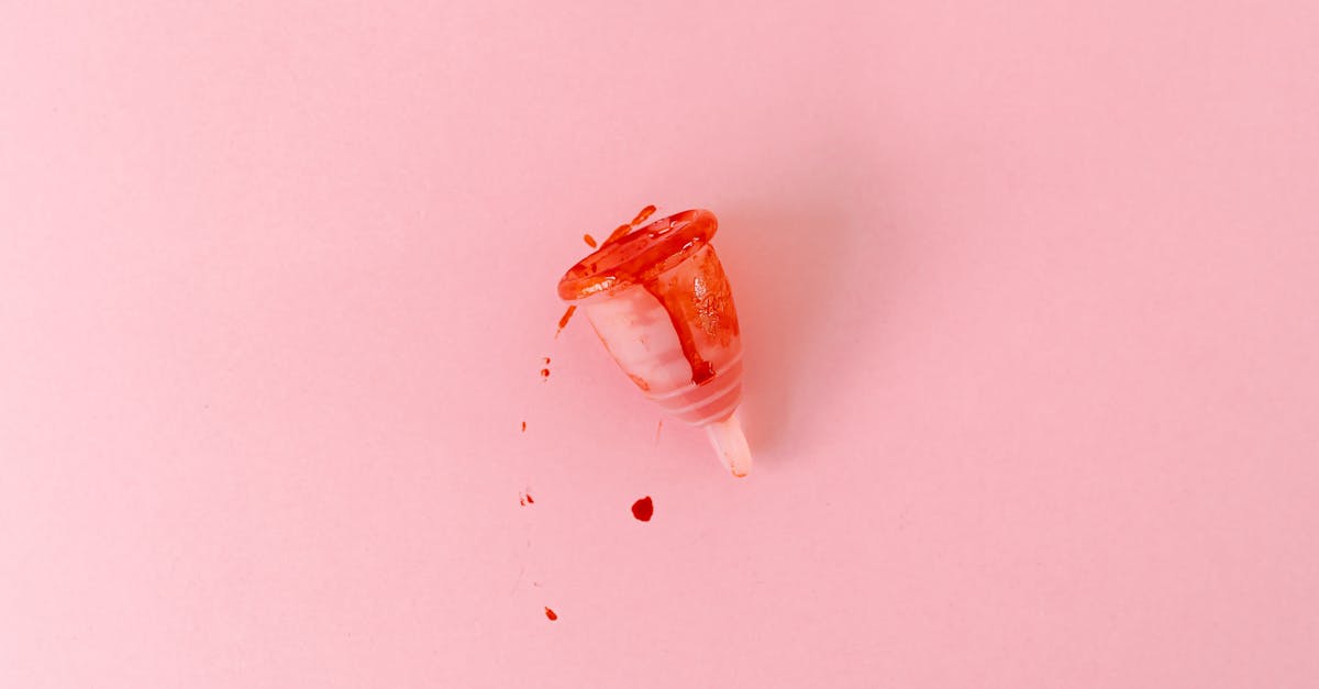 découvrez tout ce qu'il faut savoir sur les irrégularités menstruelles : causes, symptômes et solutions. apprenez à reconnaître les signes et à gérer votre cycle pour retrouver un équilibre hormonal sain.