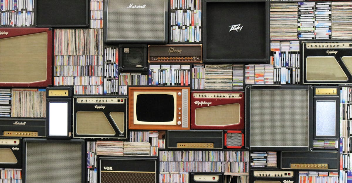 découvrez l'univers captivant de la musique, explorez ses différents genres, artists incontournables, et plongez dans des playlists qui sauront élever votre esprit et émettre des émotions inoubliables.