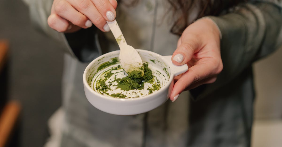 découvrez des méthodes naturelles de gestion de la douleur qui favorisent le bien-être et améliorent la qualité de vie. explorez des solutions alternatives, des remèdes à base de plantes aux techniques de relaxation, pour appréhender la douleur sans médicaments.