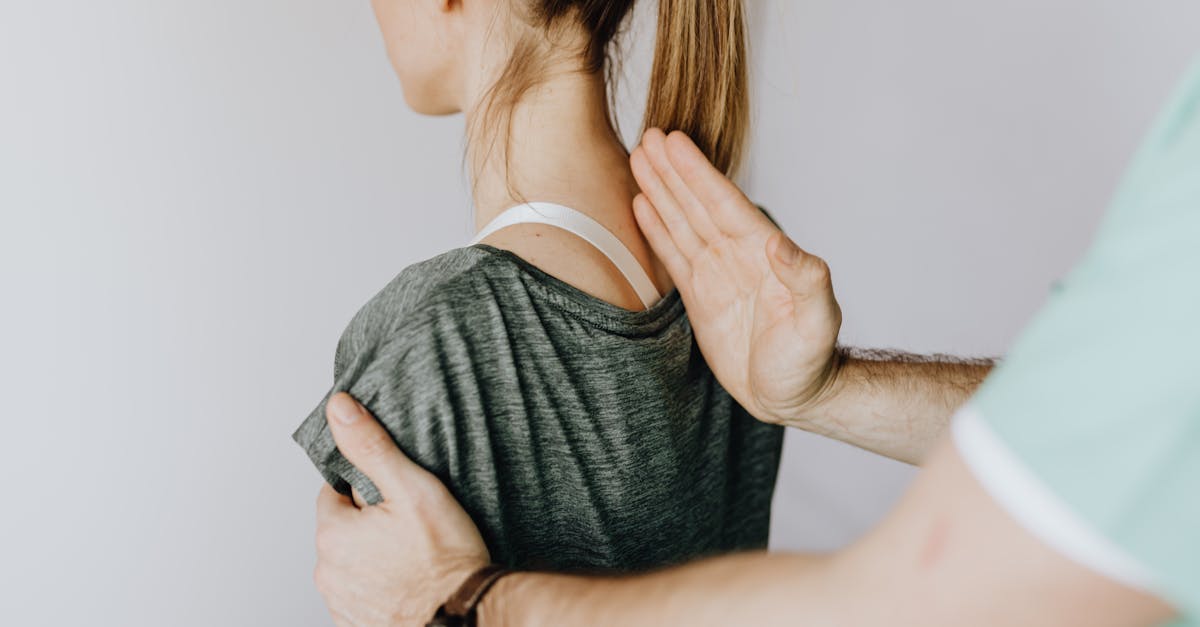 découvrez l'ostéopathie, une approche douce et naturelle pour soulager les tensions et améliorer votre bien-être. nos praticiens certifiés vous accompagnent dans la prévention et le traitement de divers maux, tout en favorisant l'équilibre du corps. prenez soin de votre santé avec l'ostéopathie.