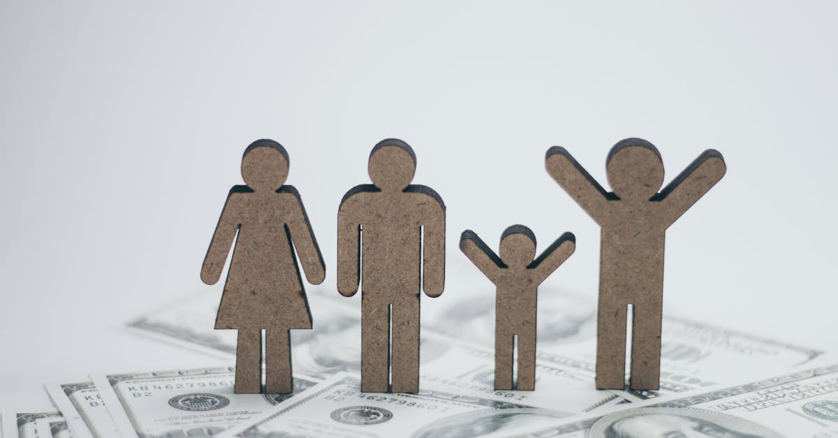 découvrez l'importance des figures parentales dans le développement des enfants. explorez les rôles divers que jouent les parents et les mentors dans la vie des jeunes, et comment leur influence façonne les valeurs, le comportement et la réussite future.