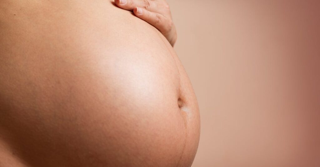 découvrez tout ce que vous devez savoir sur la grossesse, de la conception aux étapes clés du développement, en passant par les conseils de santé et de bien-être pour les futures mamans.