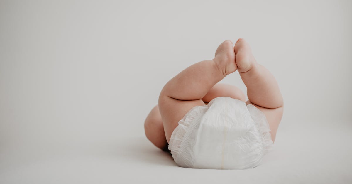 découvrez les soins essentiels pour les nouveau-nés prématurés, incluant les meilleures pratiques pour leur santé et leur bien-être. apprenez à soutenir le développement de votre bébé dans ses premiers jours.