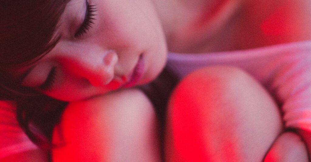 découvrez les troubles du sommeil : causes, symptômes et solutions pour retrouver un repos de qualité. informez-vous sur les différentes catégories de troubles du sommeil et les traitements disponibles pour améliorer votre bien-être nocturne.
