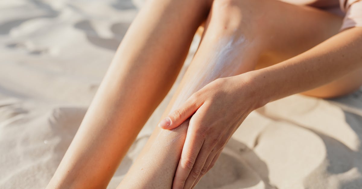 découvrez notre sélection de crèmes solaires pour protéger votre peau des rayons uv tout en profitant du soleil. formules innovantes, textures agréables et protection optimale, notre gamme de protections solaires répond à tous vos besoins estivaux.