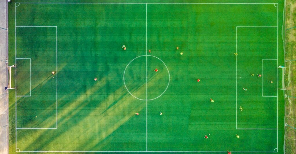 découvrez l'univers des sports d'équipe : camaraderie, compétition et esprit d'équipe au rendez-vous. rejoignez-nous pour explorer les disciplines, les stratégies et les bienfaits de jouer en équipe.