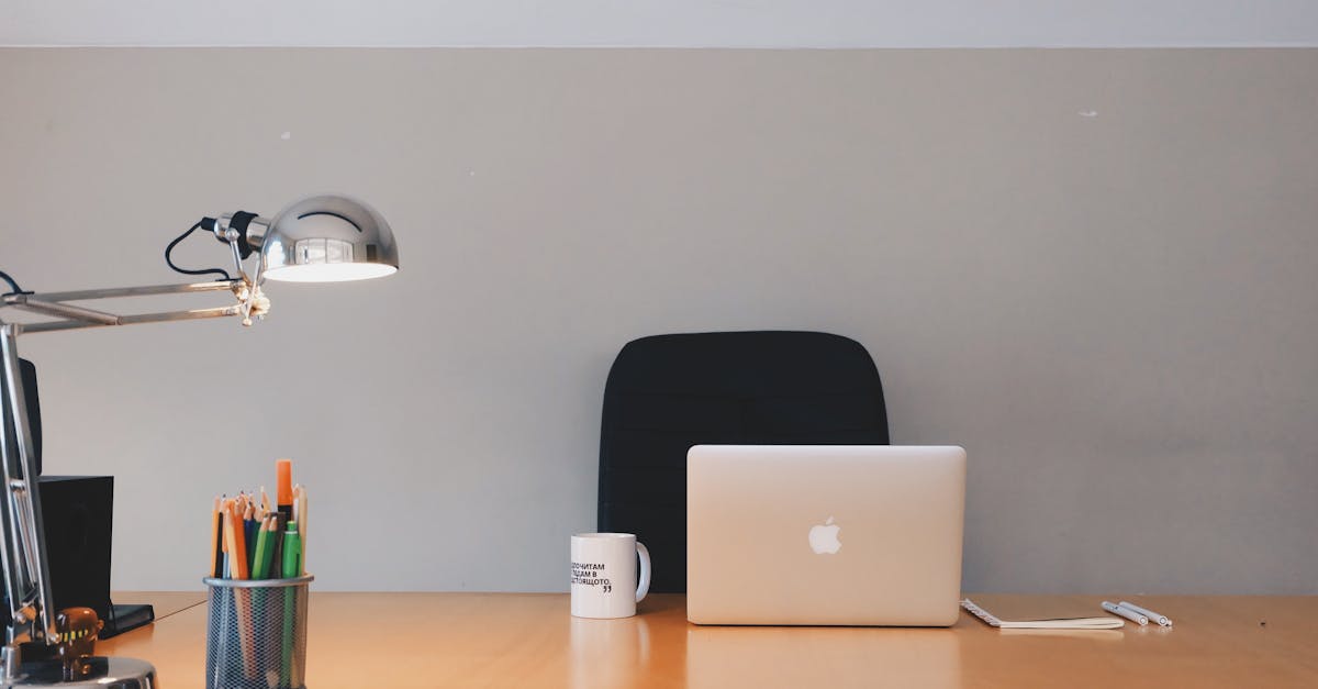 découvrez des astuces et idées pratiques pour organiser la chambre de votre adolescent. transformez cet espace en un lieu fonctionnel et agréable, où style et rangement se rencontrent pour un quotidien harmonieux.