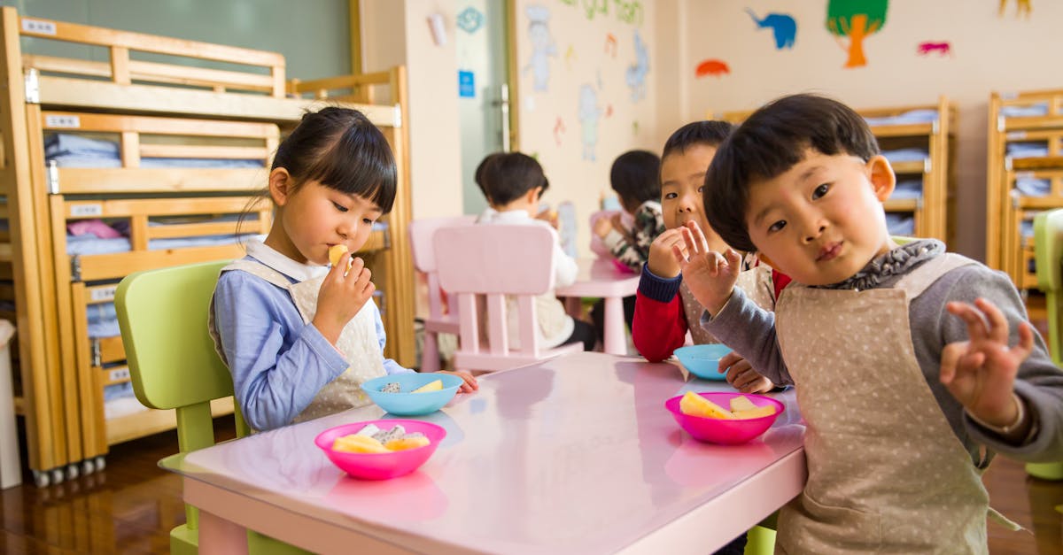 découvrez des conseils et des ressources pour les tout-petits : développement, activités ludiques, nutrition et santé. apprenez à accompagner vos enfants dans leurs premières années avec bienveillance et créativité.