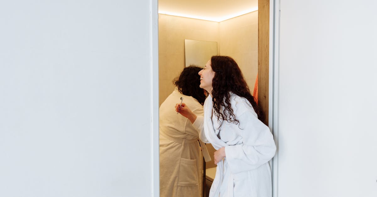 découvrez l'importance du brossage des dents pour une santé bucco-dentaire optimale. apprenez les techniques, les outils et les conseils essentiels pour garantir un sourire éclatant et prévenir les maladies dentaires.