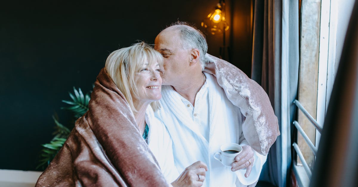 découvrez des idées romantiques et des conseils pour célébrer la saint-valentin en amoureux. fêtez l'amour avec des surprises, des activités et des cadeaux inoubliables pour rendre cette journée exceptionnelle.