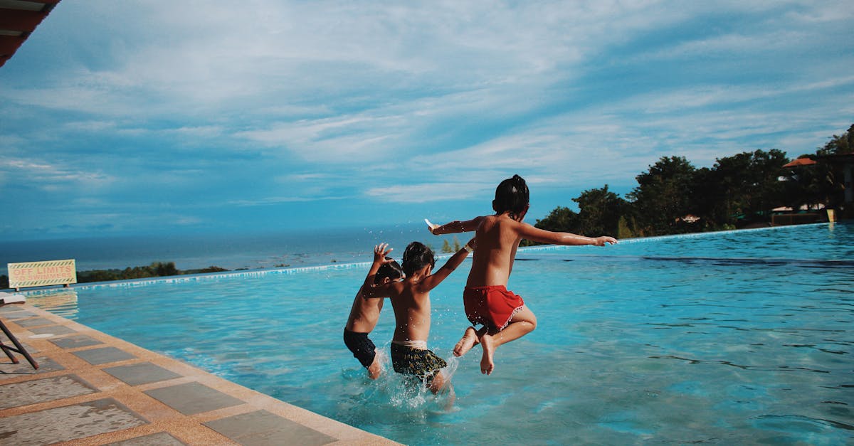 découvrez l'univers fascinant des jeux aquatiques ! plongez dans une variété d'activités amusantes, des jeux de piscine aux sports nautiques, parfaits pour tous âges. amusez-vous en famille ou entre amis, et rafraîchissez vos journées d'été avec nos astuces et idées de jeux aquatiques inoubliables.