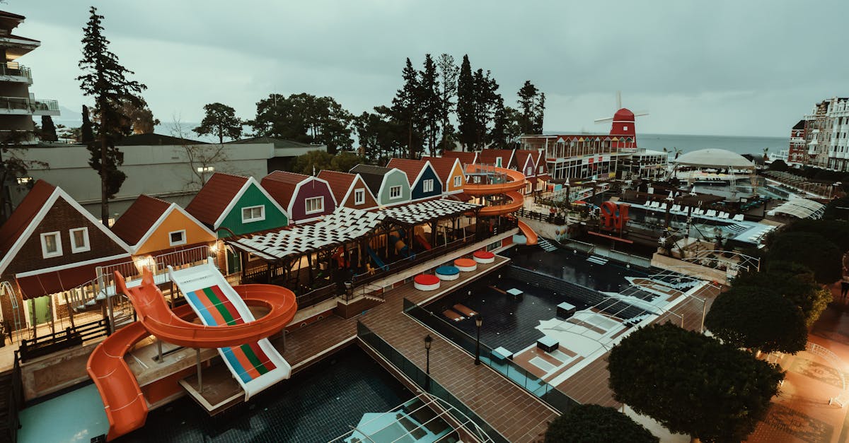découvrez l'univers palpitant des toboggans aquatiques ! amusez-vous sur des glissades sensationnelles, des structures impressionnantes, et vivez des moments inoubliables en famille ou entre amis. plongez dans l'aventure aquatique dès maintenant !